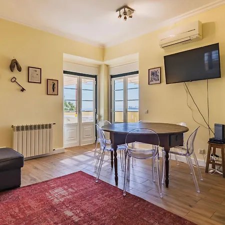 Apartament 70m2 Tagus River Terrace In Alfama By Lovelystay