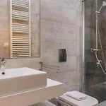 דירה Whome Sunny Terrace Apartment With River Views *