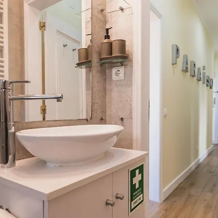 Apartamento 70m2 Tagus River Terrace In Alfama By Lovelystay