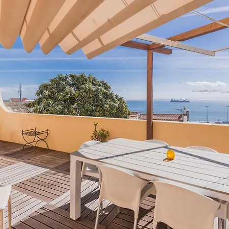 70m2 Tagus River Terrace In Alfama By Lovelystay Apartamento
