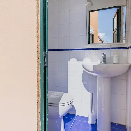 Whome Sunny Terrace With River Views *