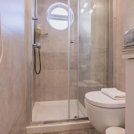 Апартаменты 70m2 Tagus River Terrace In Alfama By Lovelystay Лиссабон